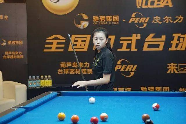 滑雪场和阿 滑雪场和阿