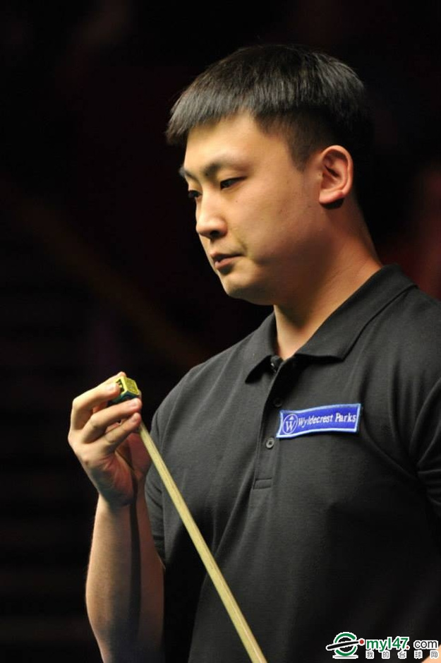 二客粉黑搭 二客粉黑搭